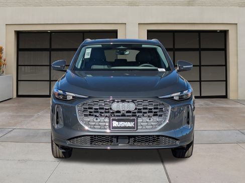 New 2025 Audi Q5 Premium image 2