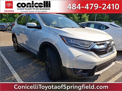 Used 2018 Honda CR-V Touring image 1