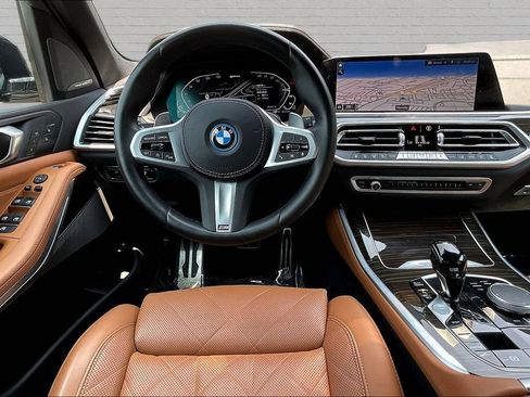 Used 2023 BMW X5 xDrive45e w/ M Sport Package AWD/4WD image 8