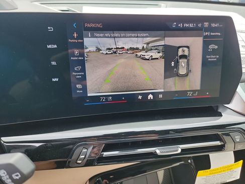 Used 2025 BMW X1 xDrive28i w/ Premium Package image 19