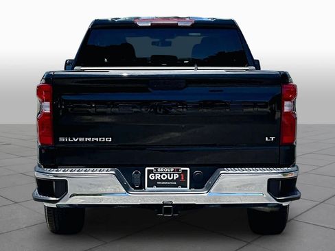 Used 2021 Chevrolet Silverado 1500 LT AWD/4WD image 5