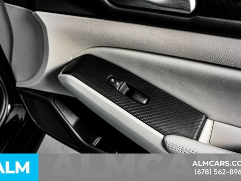 Used 2025 Nissan Altima 2.5 SV image 41