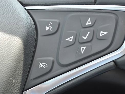 Used 2024 Chevrolet Malibu RS FWD image 29