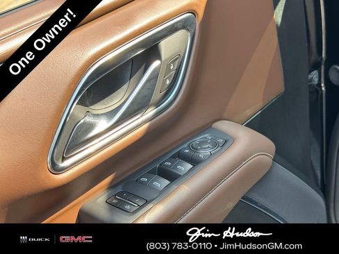 Used 2024 Chevrolet Suburban High Country image 23