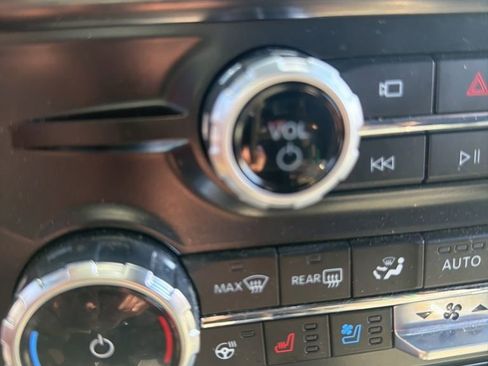 Used 2026 Ford F350 Lariat w/ Chrome Package AWD/4WD image 13