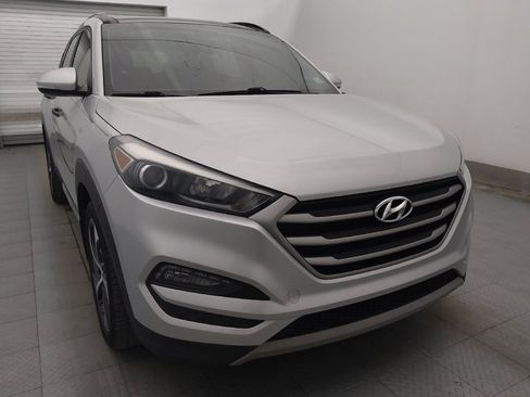 Used 2018 Hyundai Tucson Value FWD image 13