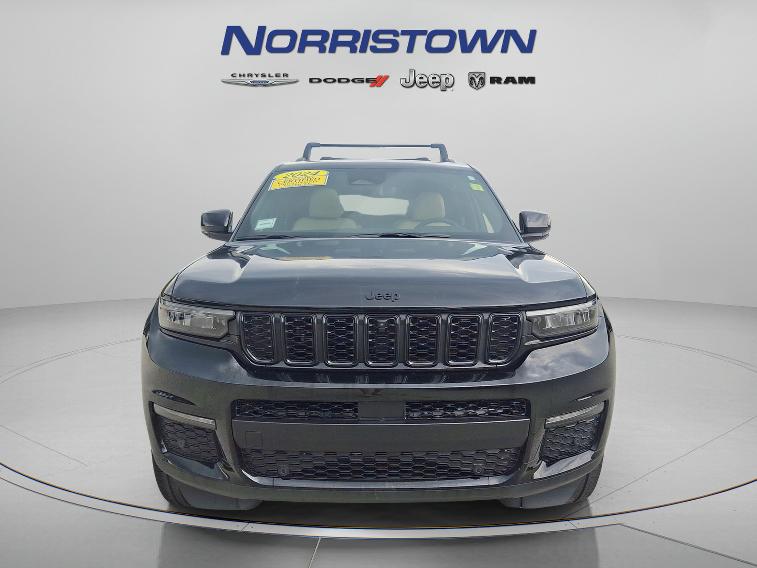Certified 2024 Jeep Grand Cherokee L Limited w/ Luxury Tech Group II AWD/4WD image 2