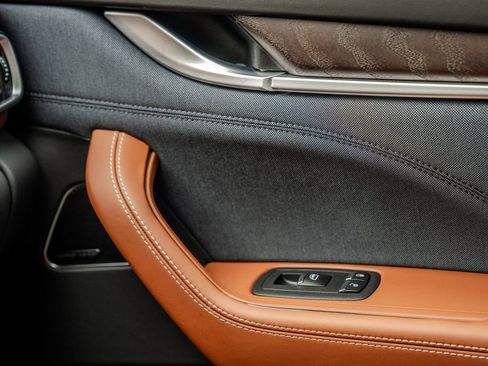 Used 2022 Maserati Levante GT image 15