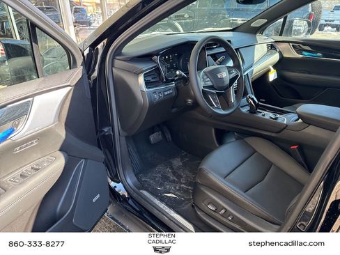 New 2026 Cadillac XT5 Premium Luxury w/ Driver Assist Package image 13