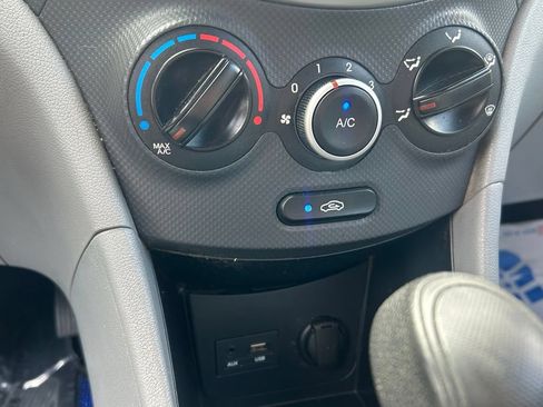 Used 2014 Hyundai Accent GS FWD image 18