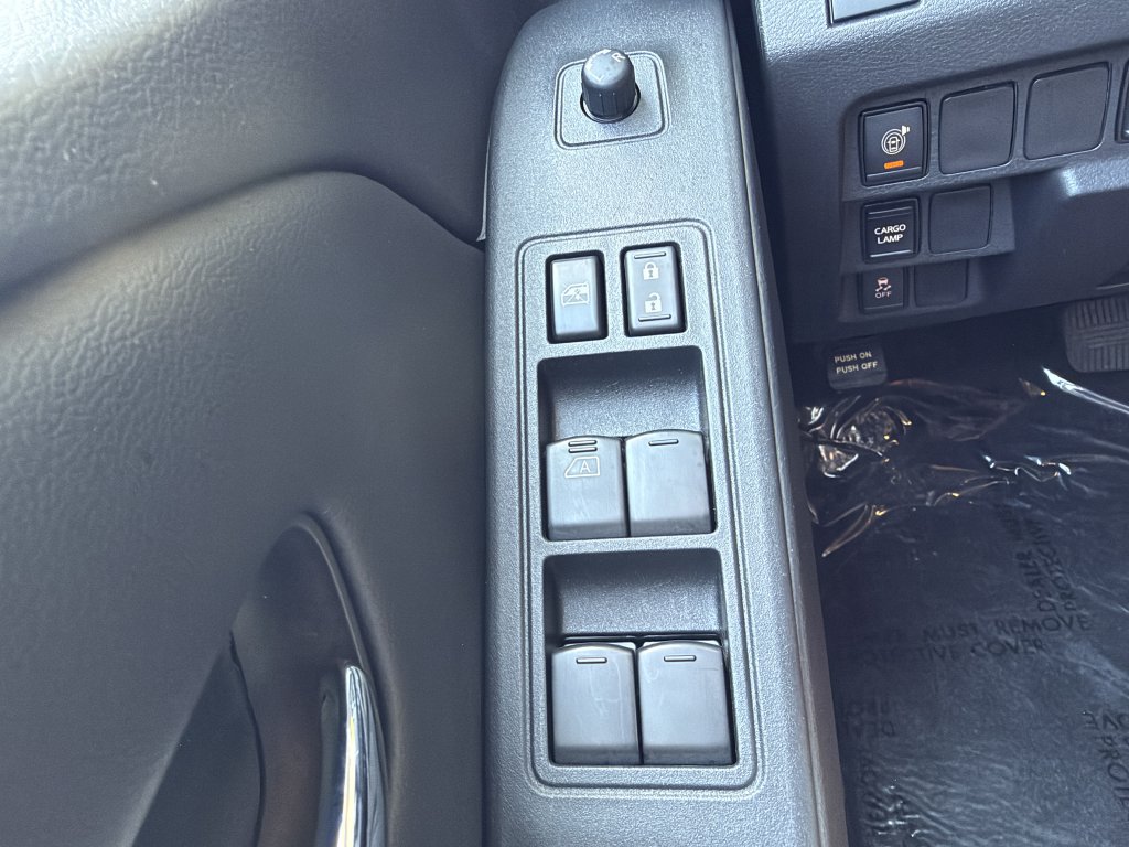 Used 2025 Nissan Frontier Pro-X w/ Pro Convenience Package RWD image 24