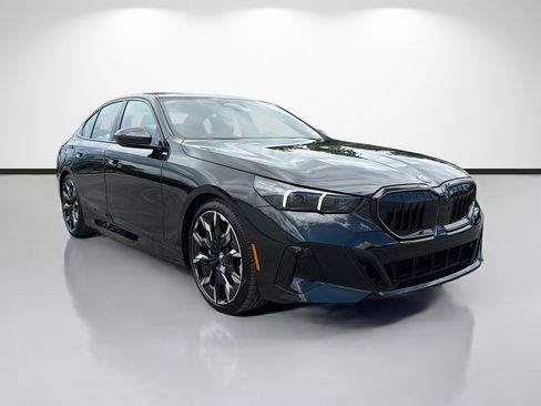 New 2027 BMW 550e xDrive w/ Executive Package AWD/4WD image 1