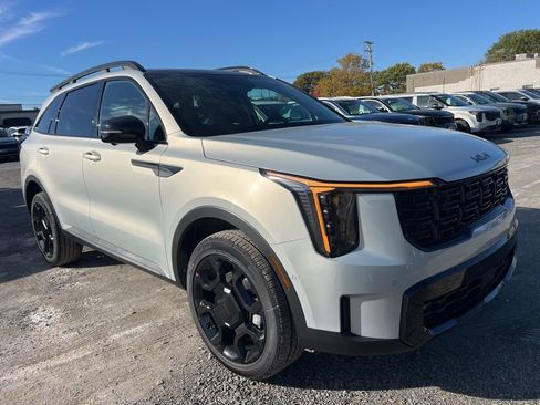 New 2026 Kia Sorento SX image 5