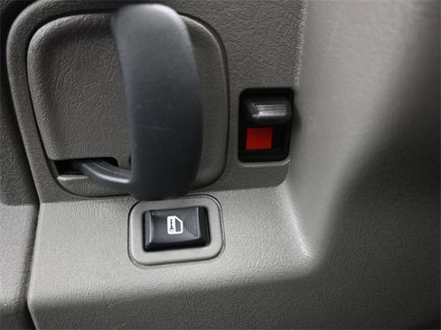 Used 2024 GMC Savana 2500 w/ Driver Convenience Package image 15