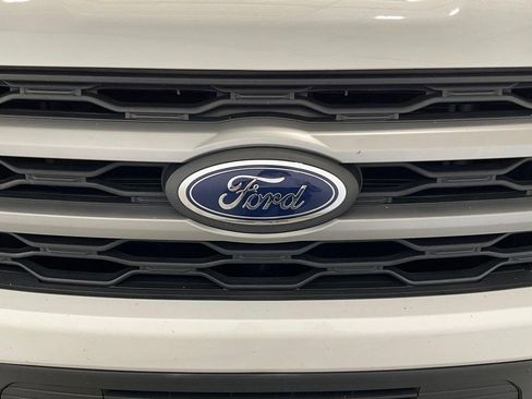 Used 2024 Ford Expedition XLT image 27