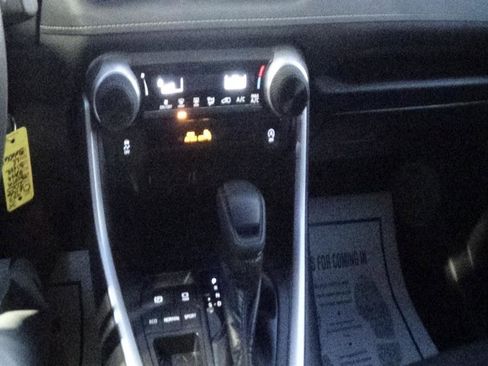 Used 2025 Toyota RAV4 LE image 25