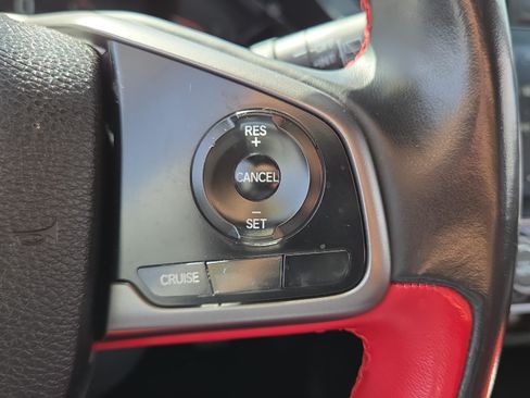 Used 2019 Honda Civic Type R image 22