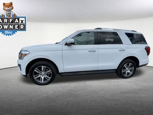 Used 2024 Ford Expedition Limited AWD/4WD image 6