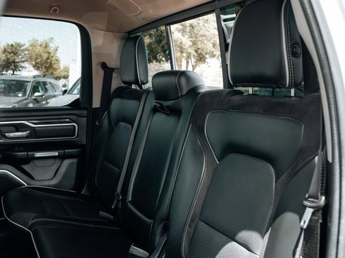 Used 2020 RAM 1500 Laramie AWD/4WD image 42
