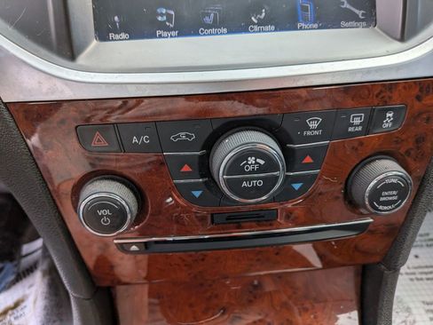 Used 2012 Chrysler 300 Limited RWD image 44