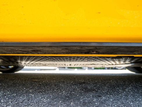 Used 2006 Ford GT image 24