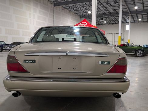 Used 1996 Jaguar XJ6 RWD image 11