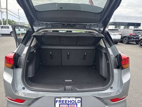 Certified 2023 Buick Encore GX Select w/ Sport Touring Package FWD image 23