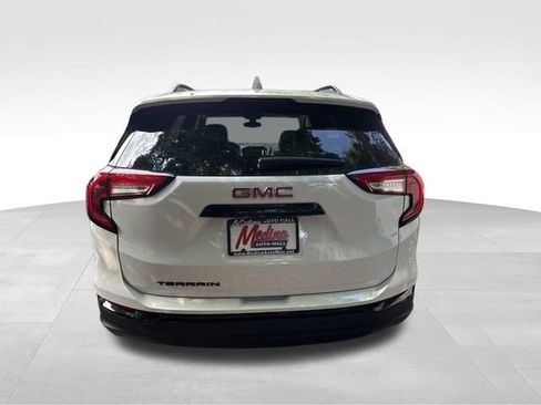 Used 2023 GMC Terrain SLT w/ Elevation Edition FWD image 6