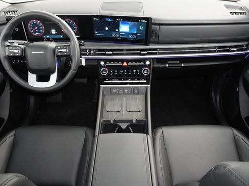 Used 2025 Hyundai Santa Fe Limited image 29