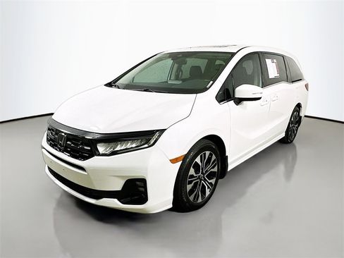 Used 2025 Honda Odyssey Elite image 3