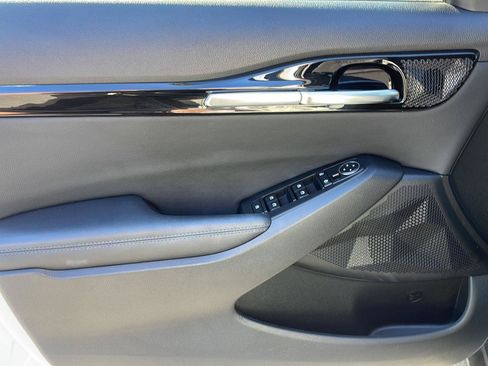 Used 2022 Kia Seltos S FWD image 14