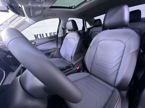 New 2026 Volkswagen Jetta SEL image 11