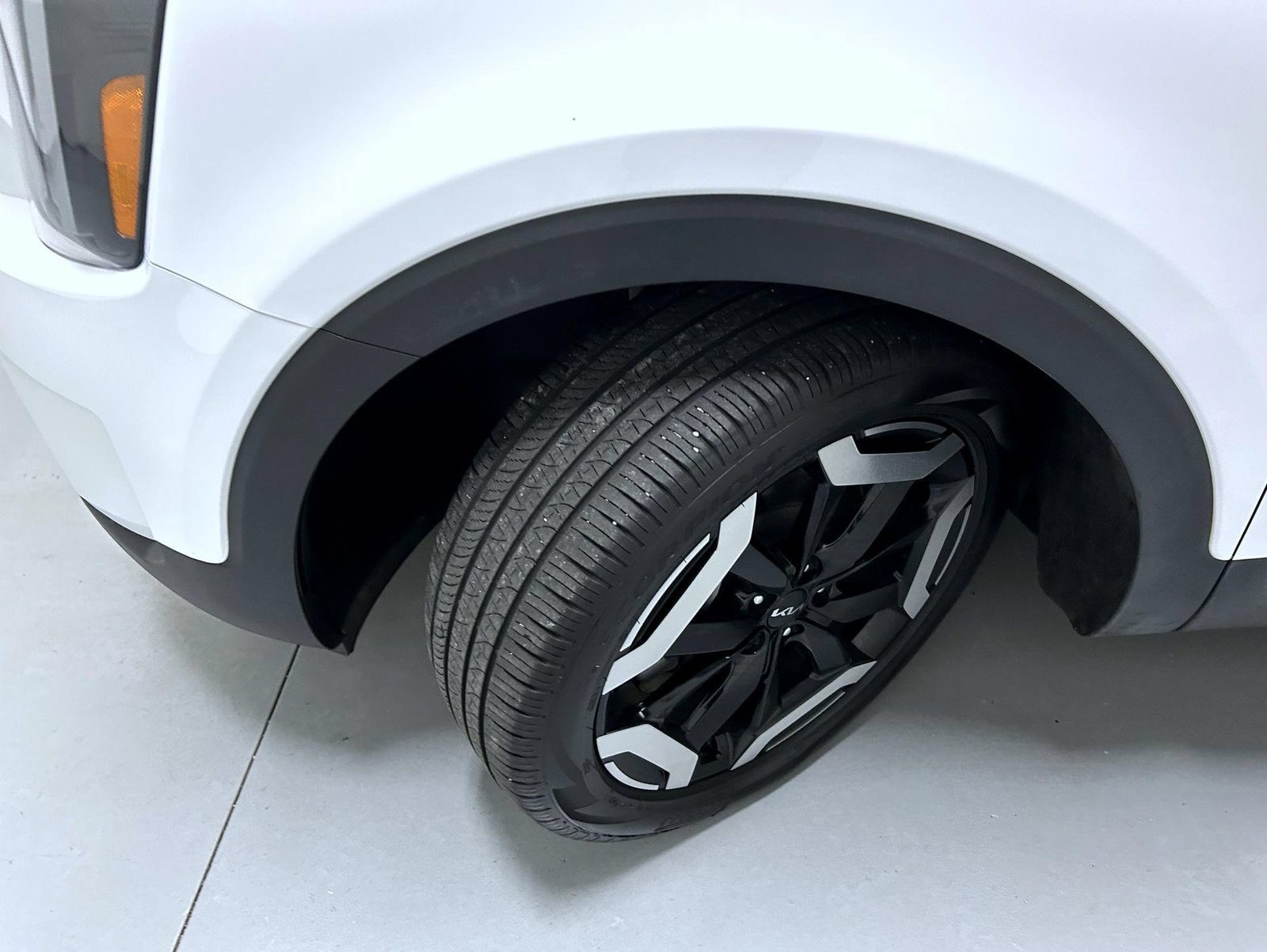 Used 2025 Kia Telluride S AWD/4WD image 24