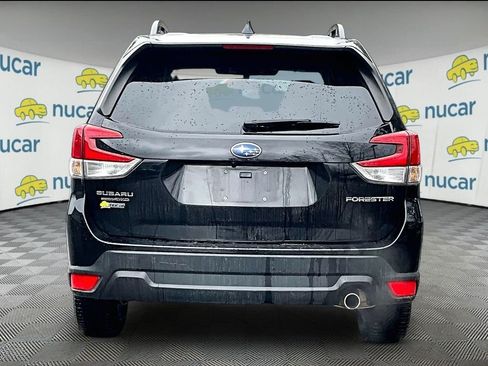 Used 2022 Subaru Forester Limited AWD/4WD image 5