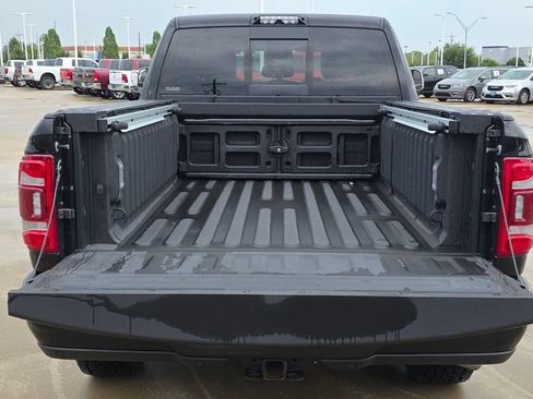 Used 2021 RAM 2500 Limited w/ Body Color Bumper Group AWD/4WD image 5