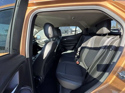 Used 2024 Buick Encore GX Preferred FWD image 24