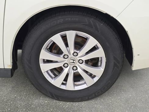 Used 2014 Honda Odyssey EX-L image 30