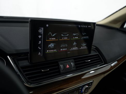 Certified 2023 Audi Q5 2.0T Premium Plus AWD/4WD image 12