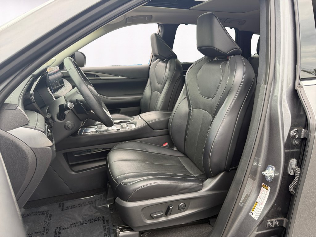 Used 2023 INFINITI QX60 Luxe w/ Vision Package AWD/4WD image 9