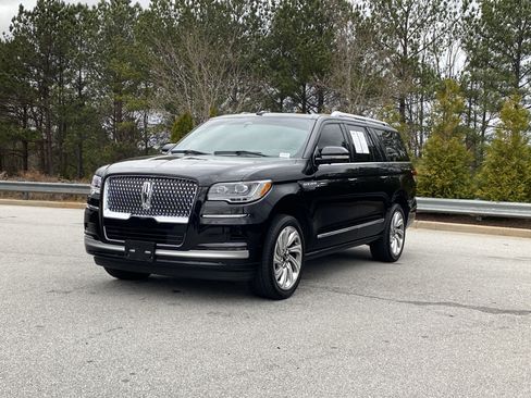 Used 2024 Lincoln Navigator L 4WD image 14