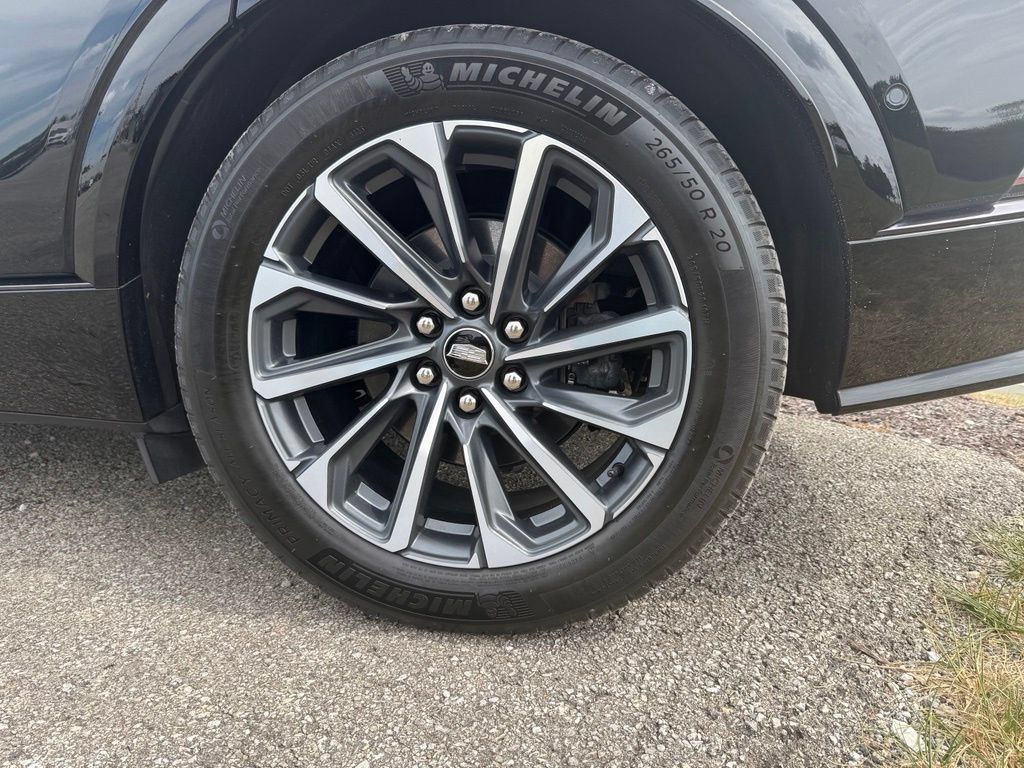 Certified 2024 Cadillac Lyriq Sport w/ LPO, Floor Liner Package AWD/4WD image 15