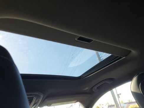 Certified 2024 Jeep Grand Cherokee L Altitude image 4