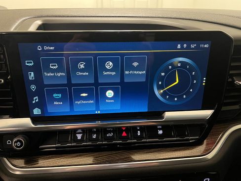 Used 2025 Chevrolet Silverado 2500 LT w/ Convenience Package image 49