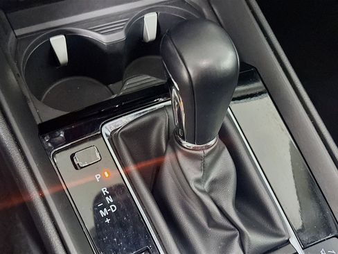 Used 2025 MAZDA CX-50 AWD 2.5 S w/ Premium Plus Pkg image 24