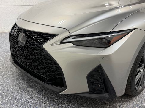 Used 2022 Lexus IS 350 F Sport w/ Memory Package AWD/4WD image 15