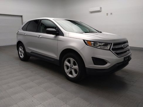 Used 2016 Ford Edge SE image 13