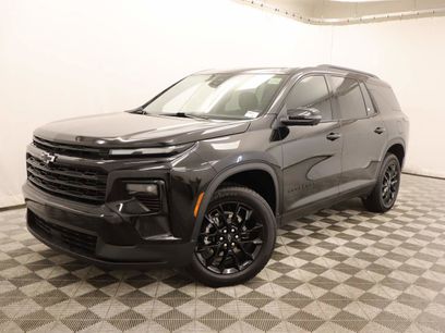 Used 2025 Chevrolet Traverse LT w/ Midnight/Sport Edition