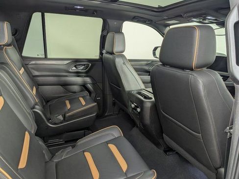 Used 2023 GMC Yukon AT4 w/ Technology Package AWD/4WD image 27