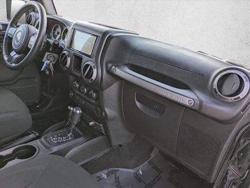 Used 2016 Jeep Wrangler Unlimited Sport w/ Connectivity Group image 23