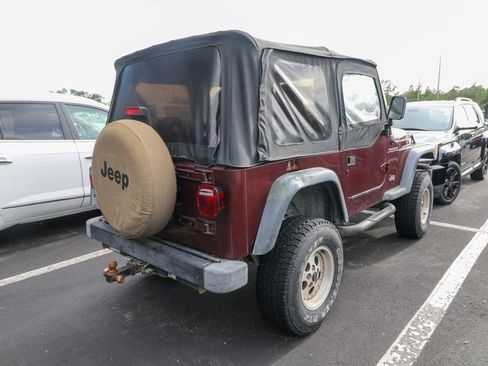 Used 2002 Jeep Wrangler SE image 4